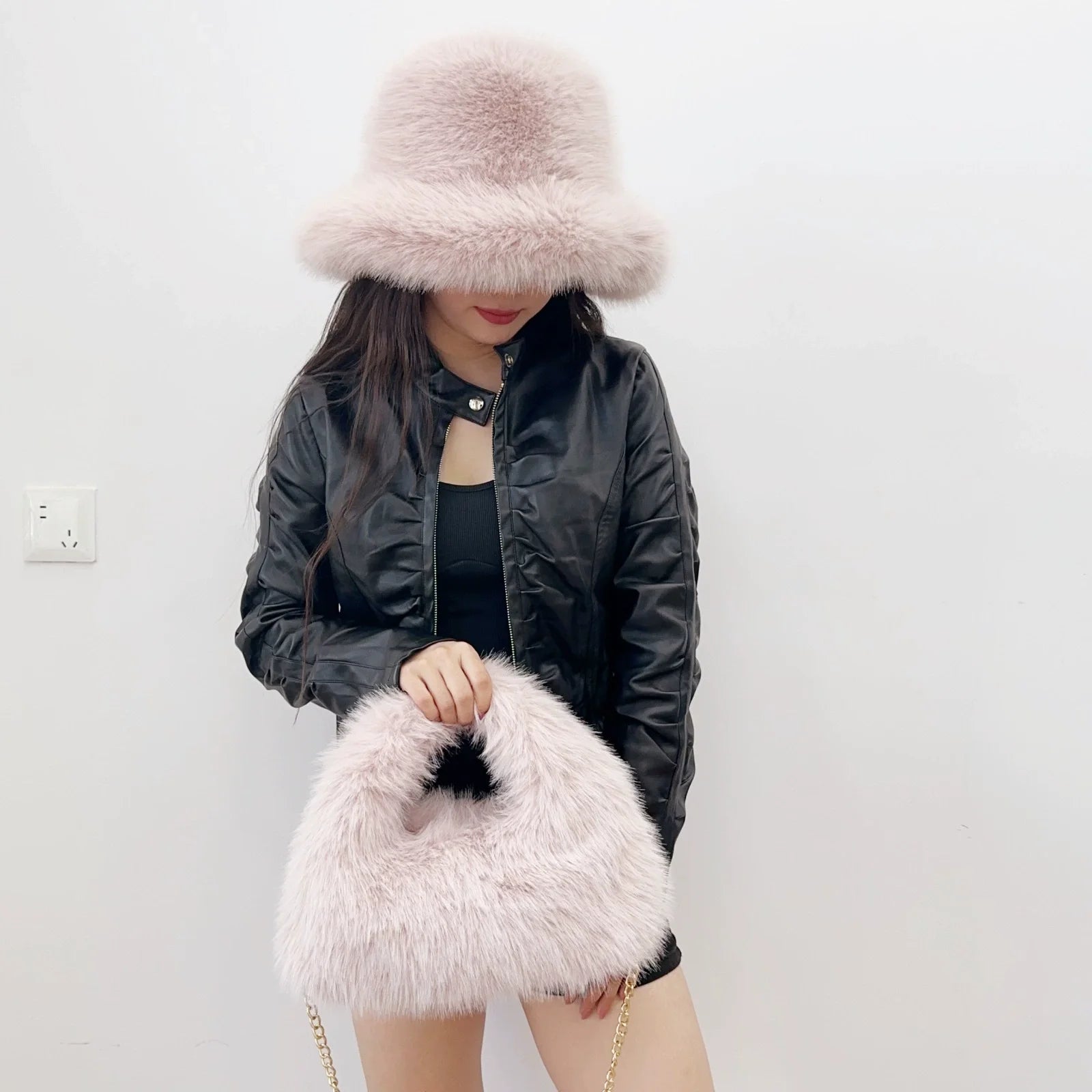 Fur Bucket Hat with two-piece set bag option