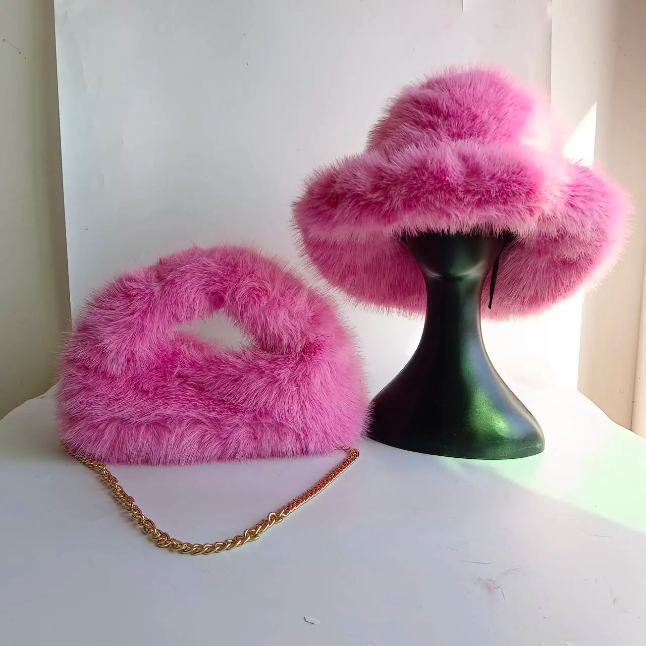 Fur Bucket Hat with two-piece set bag option