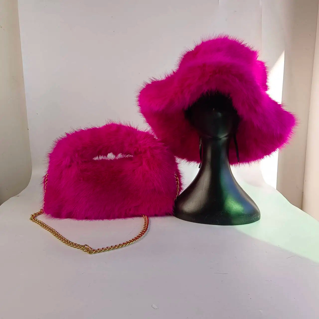 Fur Bucket Hat with two-piece set bag option