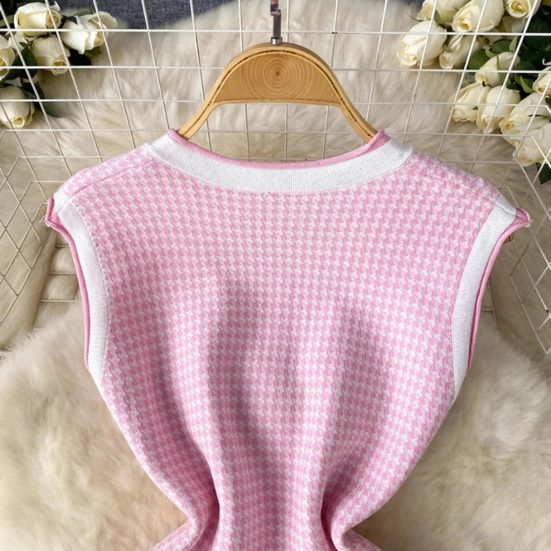 Girlie Sleeveless Business Dress