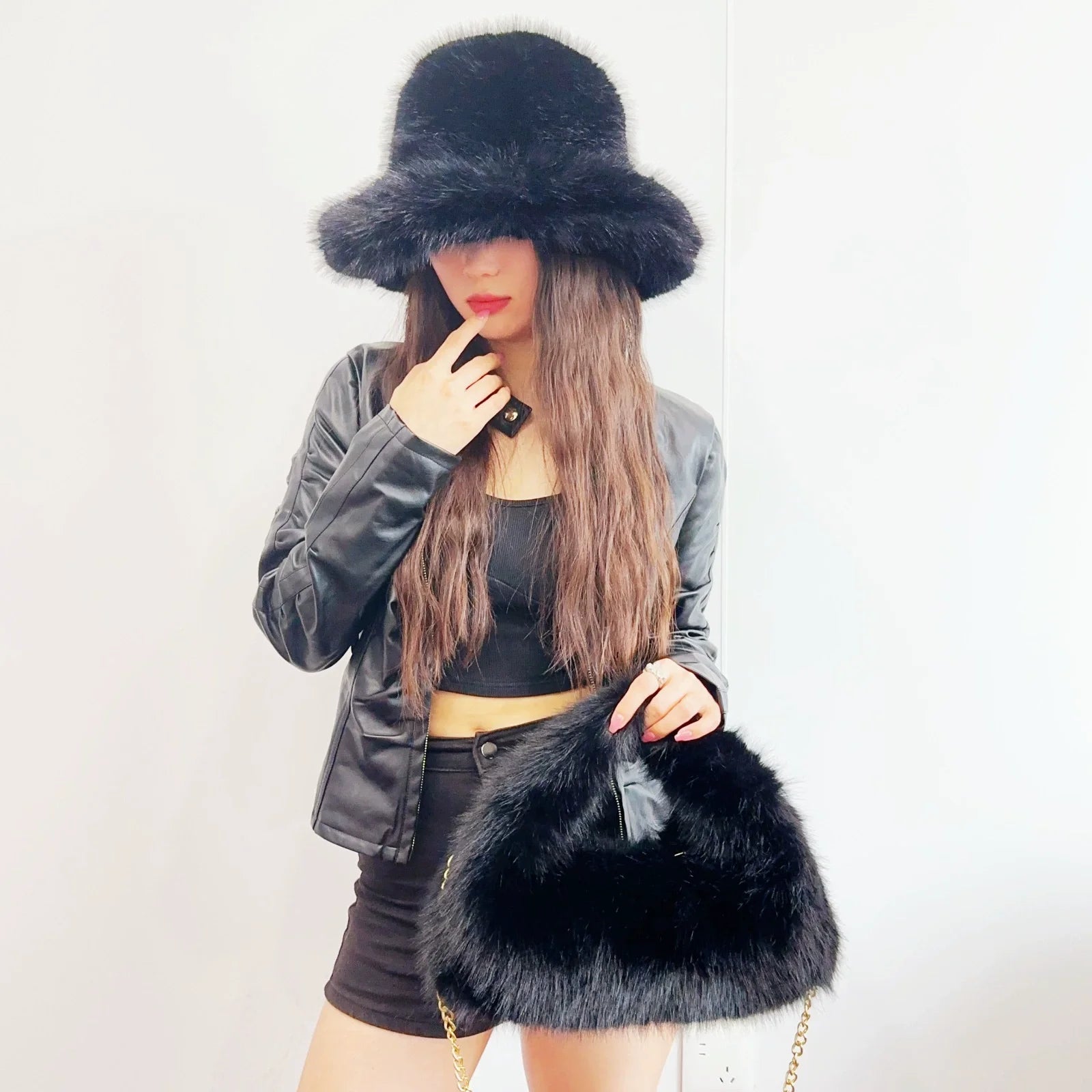 Fur Bucket Hat with two-piece set bag option