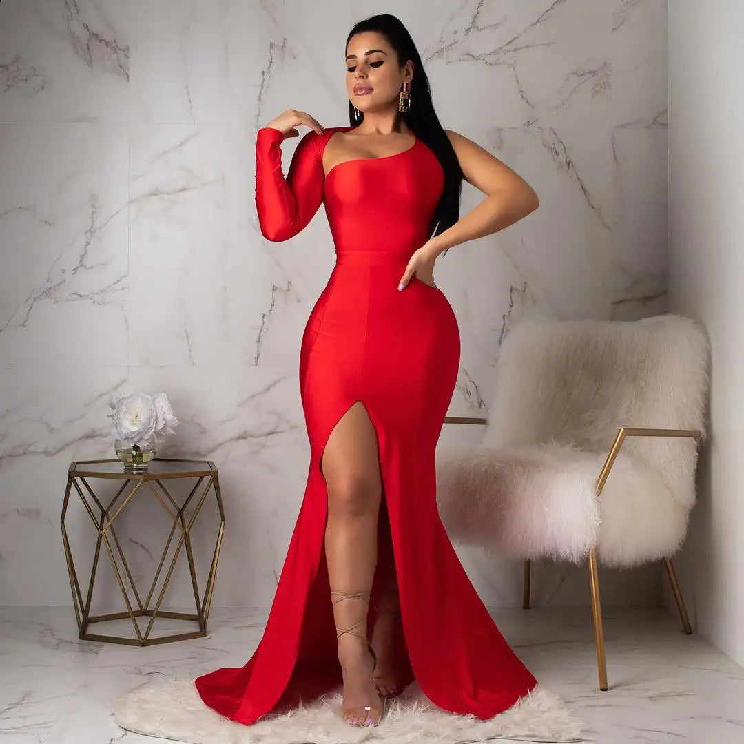 Elegant 1 Long-sleeved Dress
