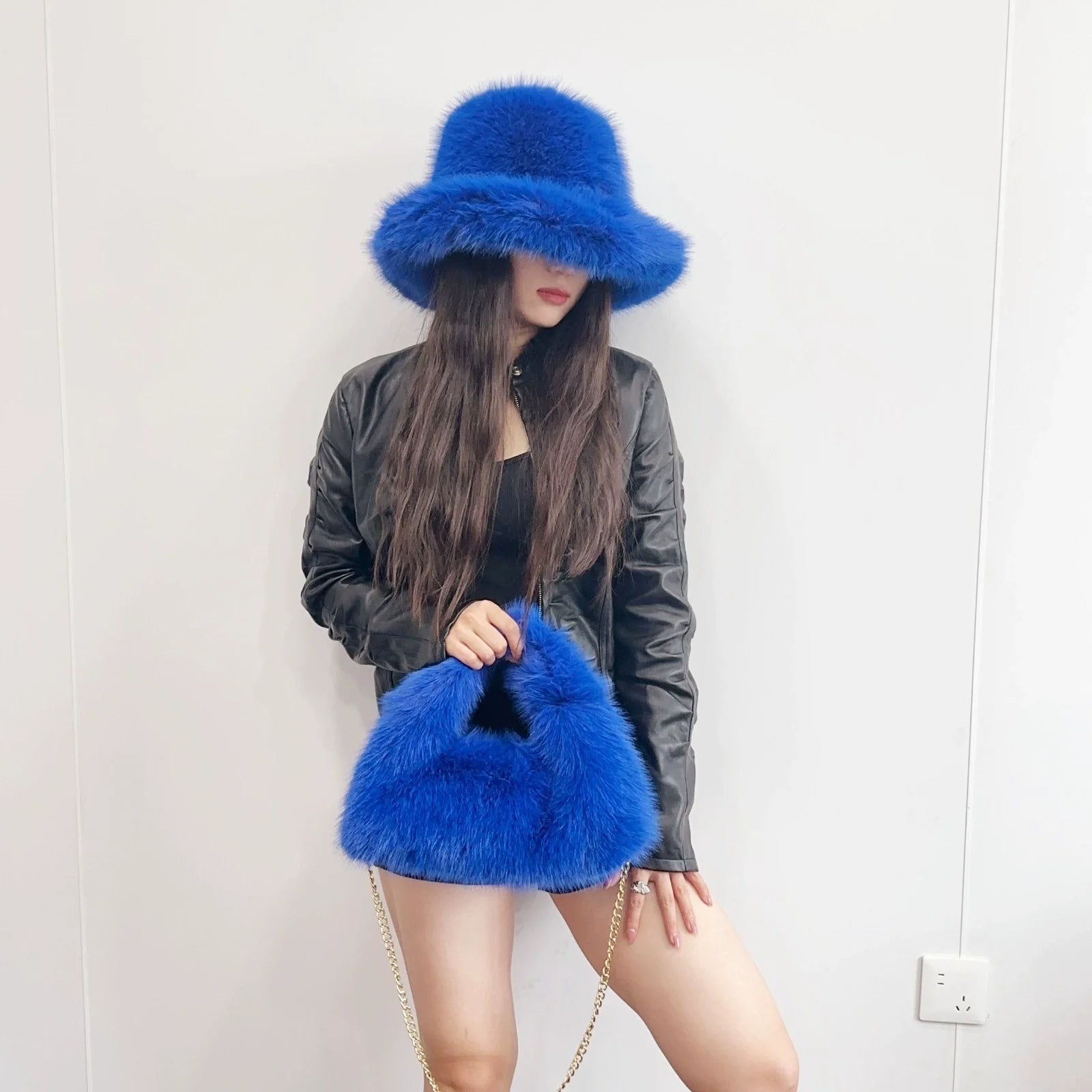 Fur Bucket Hat with two-piece set bag option